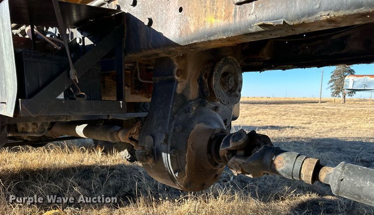 image for item NS9113 1984 Oshkosh WT2206  dump truck