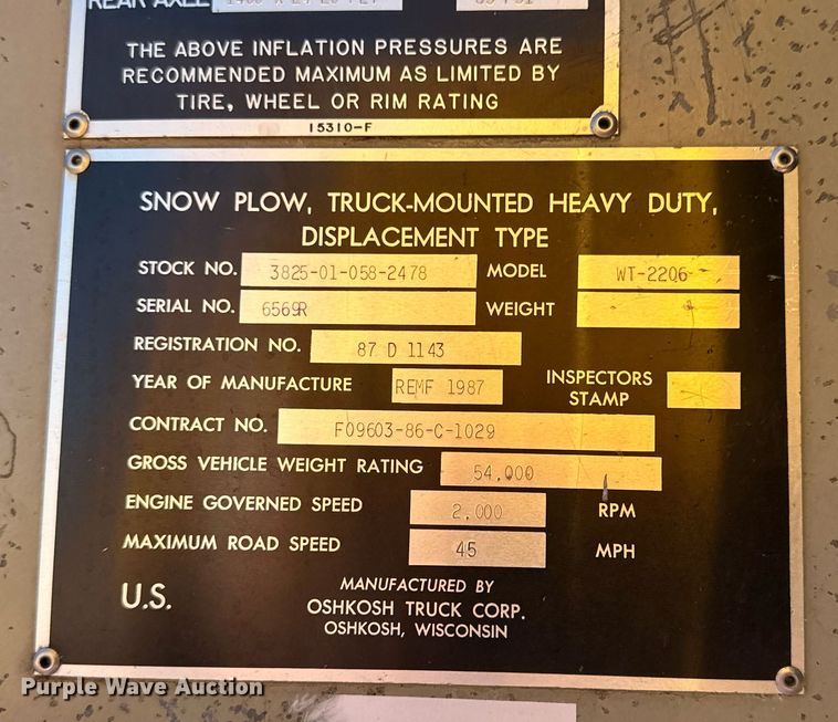 image for item NS9113 1984 Oshkosh WT2206  dump truck