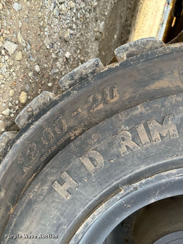 image for item NX9983 2008 Yale GP360EB  forklift