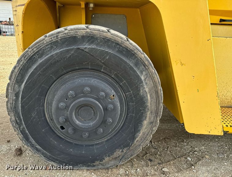 image for item NX9983 2008 Yale GP360EB  forklift