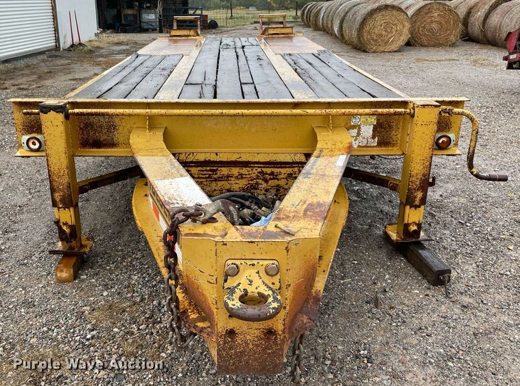 image for item NZ9008 2010 Holden TD030  equipment trailer