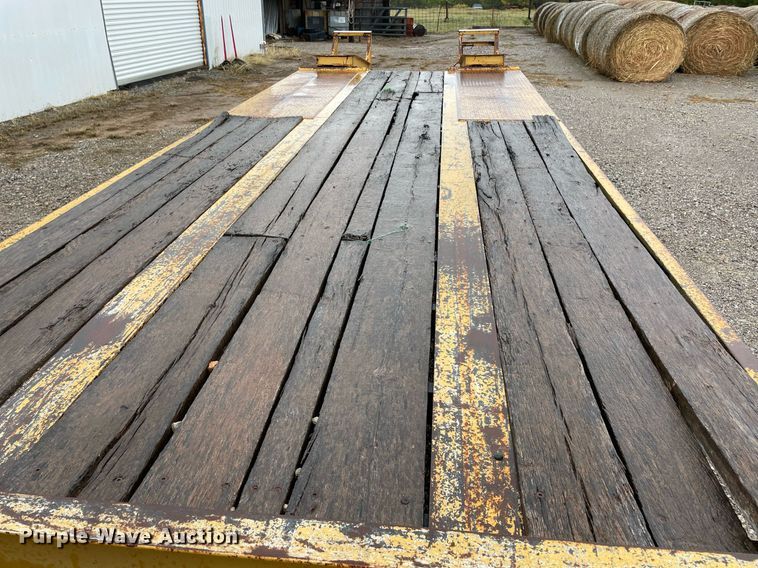 image for item NZ9008 2010 Holden TD030  equipment trailer