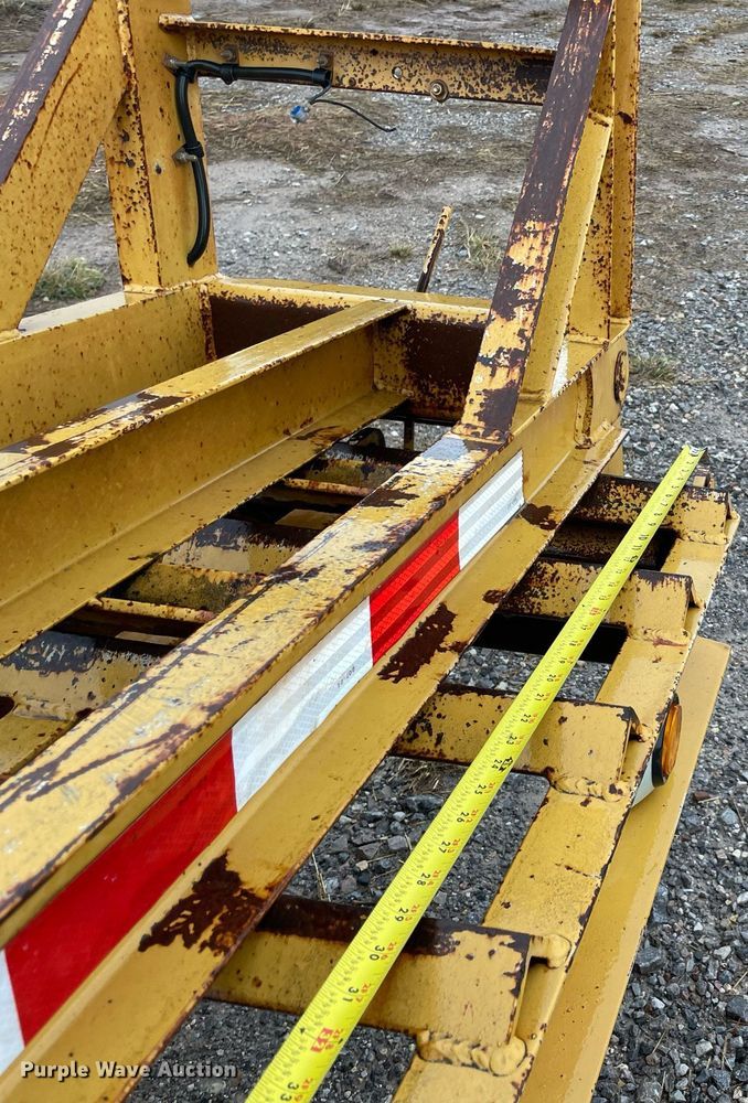 image for item NZ9008 2010 Holden TD030  equipment trailer