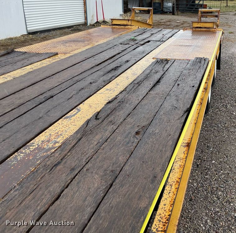 image for item NZ9008 2010 Holden TD030  equipment trailer