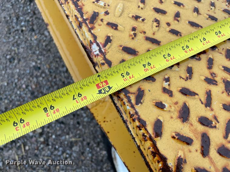 image for item NZ9008 2010 Holden TD030  equipment trailer