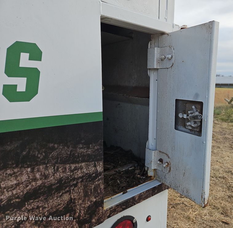 image for item NZ9110 2012 Freightliner M2106  forestry bucket truck