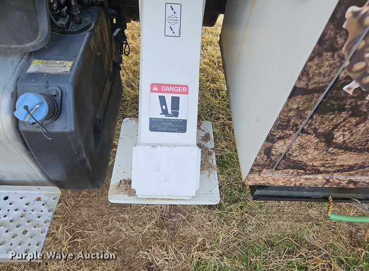 image for item NZ9110 2012 Freightliner M2106  forestry bucket truck