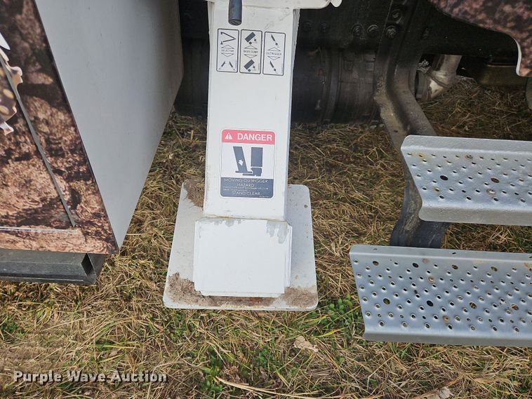 image for item NZ9110 2012 Freightliner M2106  forestry bucket truck