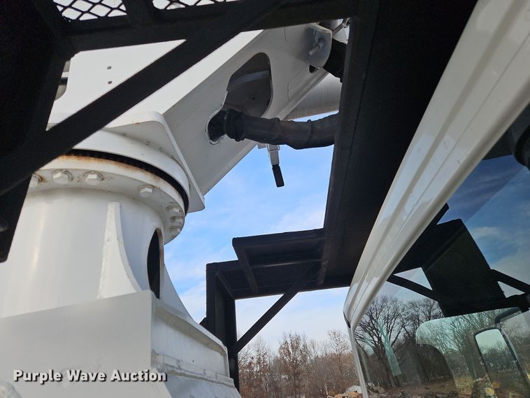 image for item NZ9110 2012 Freightliner M2106  forestry bucket truck