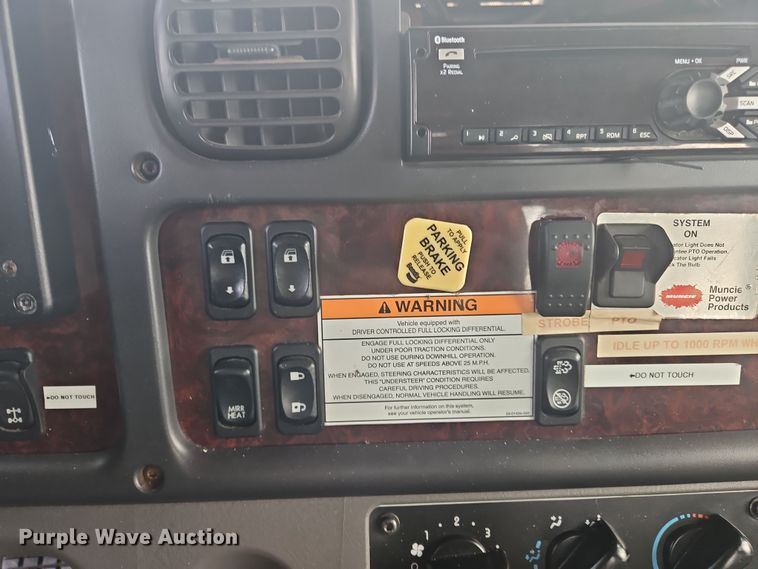 image for item NZ9110 2012 Freightliner M2106  forestry bucket truck