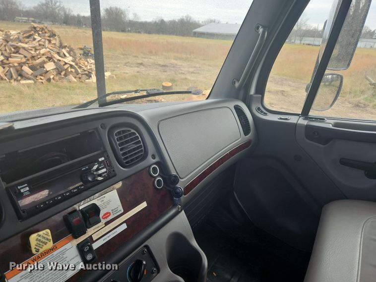 image for item NZ9110 2012 Freightliner M2106  forestry bucket truck