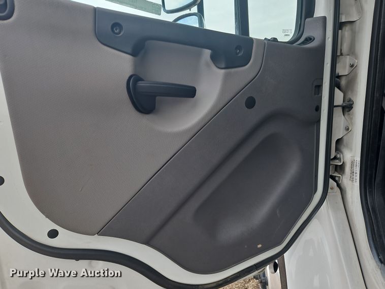 image for item NZ9110 2012 Freightliner M2106  forestry bucket truck