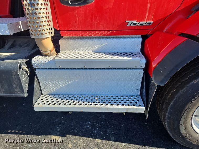 image for item NZ9113 2018 Kenworth T880  dump truck