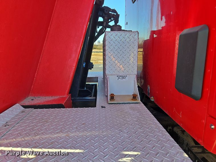 image for item NZ9113 2018 Kenworth T880  dump truck