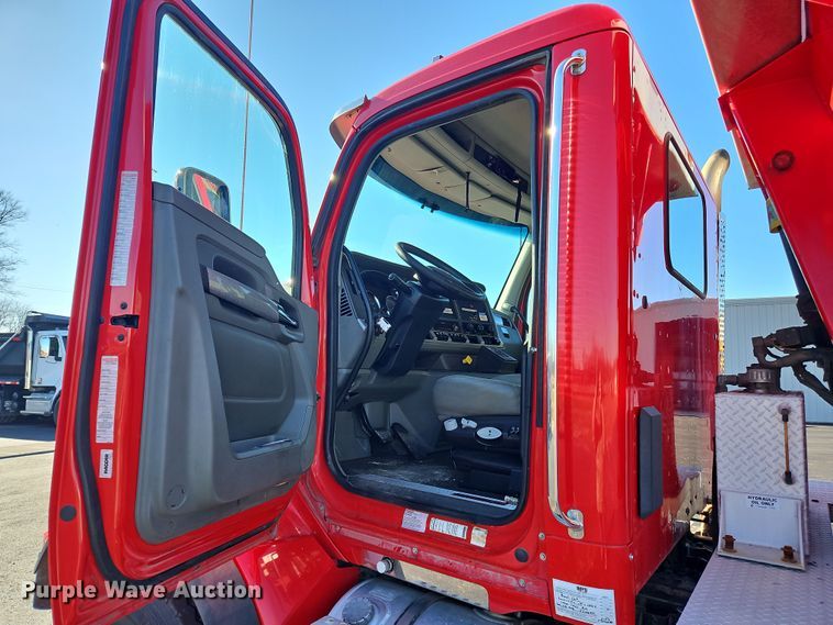 image for item NZ9113 2018 Kenworth T880  dump truck