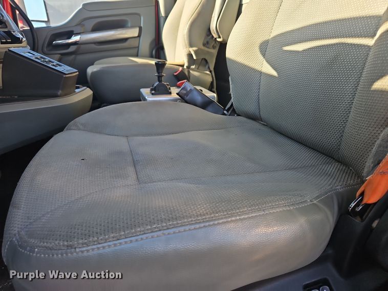 image for item NZ9113 2018 Kenworth T880  dump truck