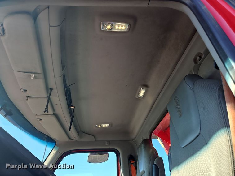 image for item NZ9113 2018 Kenworth T880  dump truck