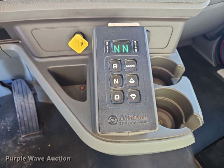 image for item NZ9113 2018 Kenworth T880  dump truck