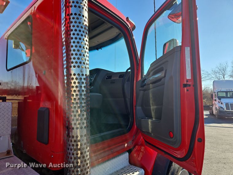image for item NZ9113 2018 Kenworth T880  dump truck