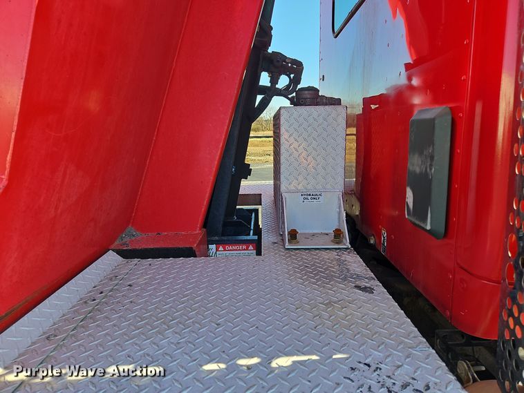 image for item NZ9114 2018 Kenworth T880  dump truck