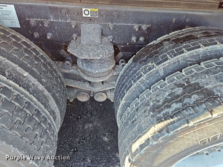 image for item NZ9114 2018 Kenworth T880  dump truck