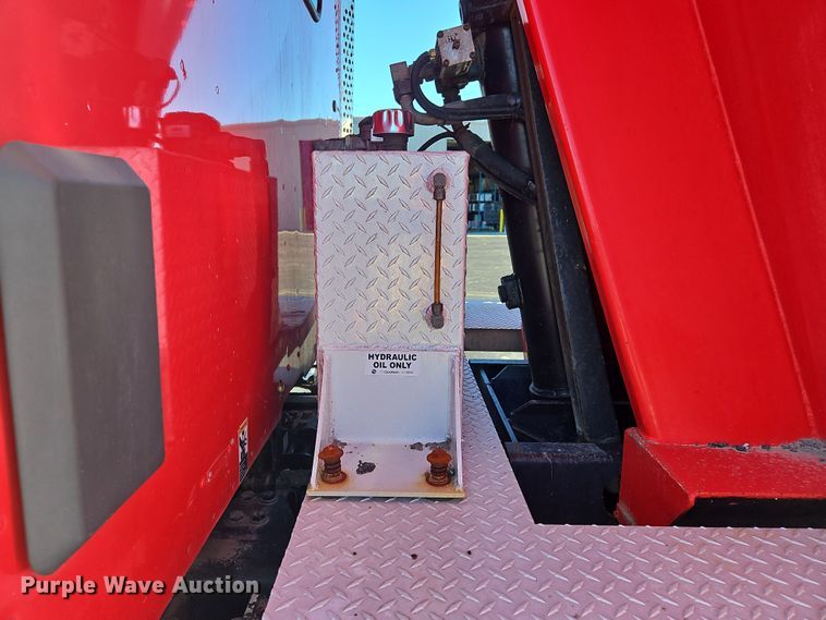 image for item NZ9114 2018 Kenworth T880  dump truck