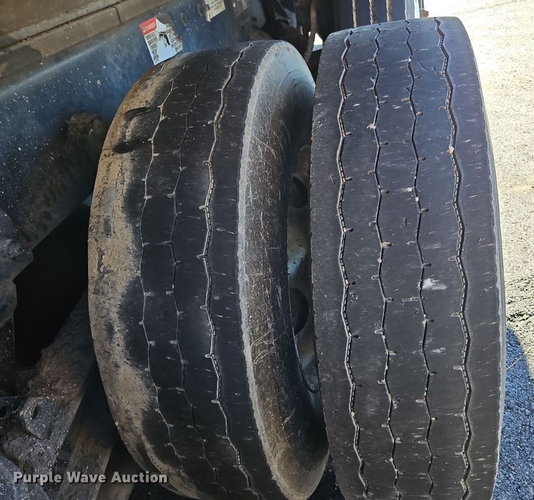 image for item NZ9114 2018 Kenworth T880  dump truck