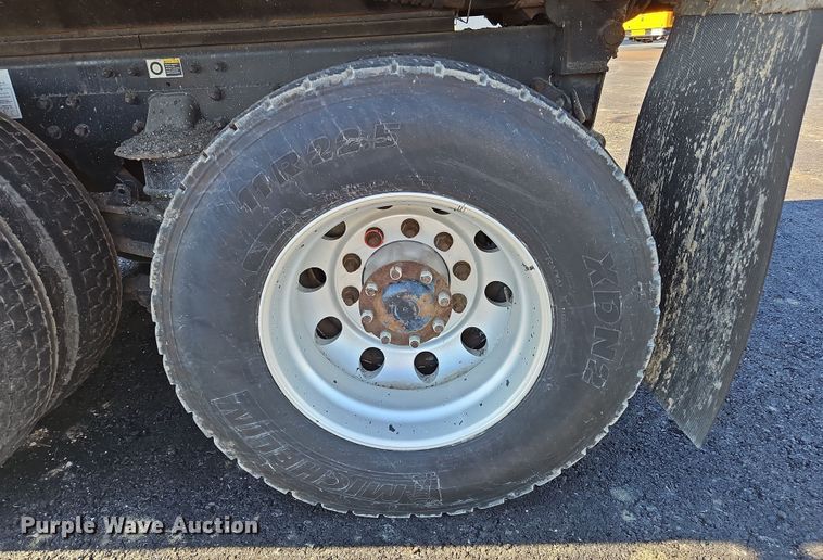 image for item NZ9114 2018 Kenworth T880  dump truck