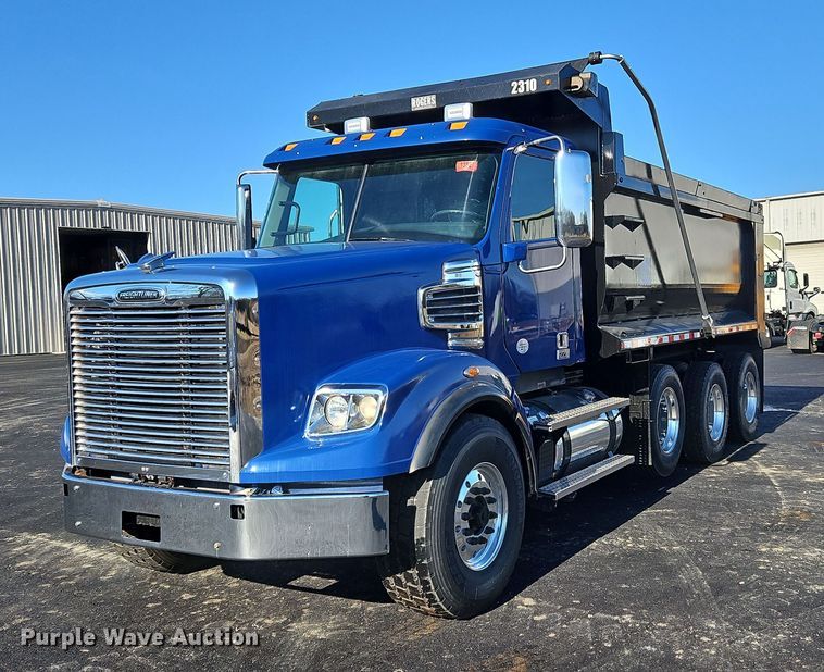image for item NZ9115 2016 Freightliner Coronado 122SD  dump truck