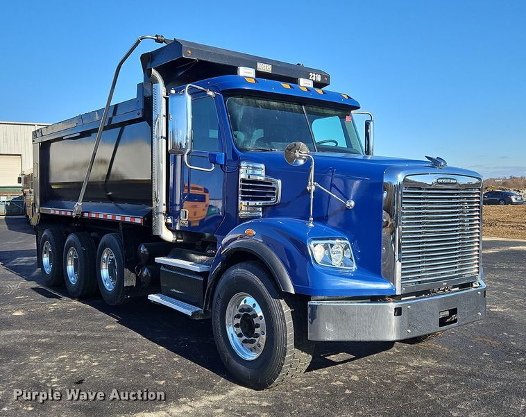 image for item NZ9115 2016 Freightliner Coronado 122SD  dump truck