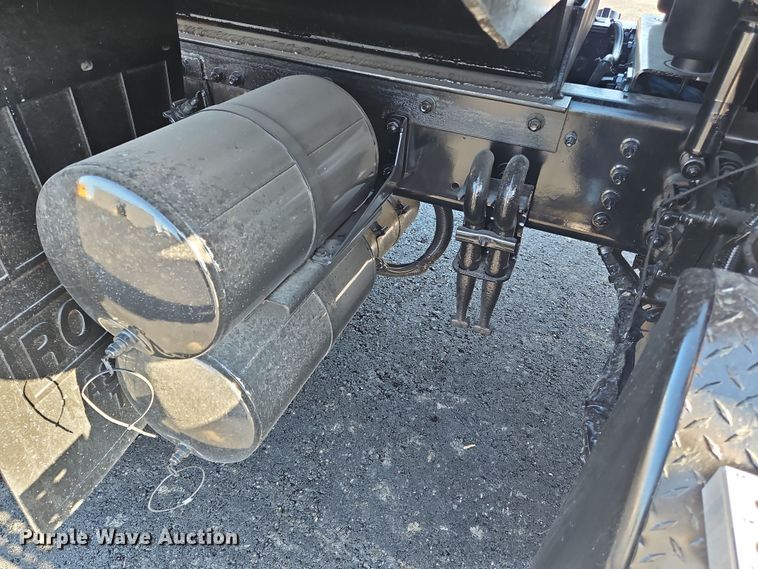 image for item NZ9115 2016 Freightliner Coronado 122SD  dump truck