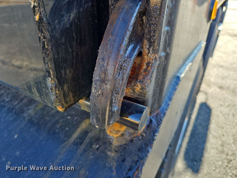 image for item NZ9115 2016 Freightliner Coronado 122SD  dump truck