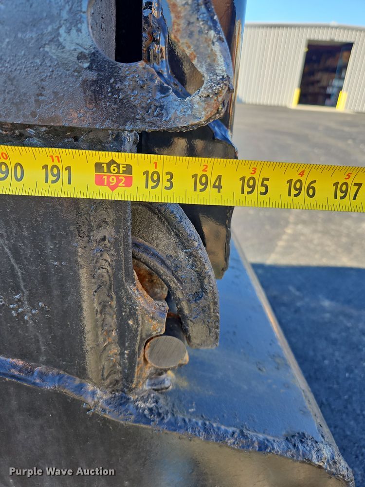 image for item NZ9115 2016 Freightliner Coronado 122SD  dump truck