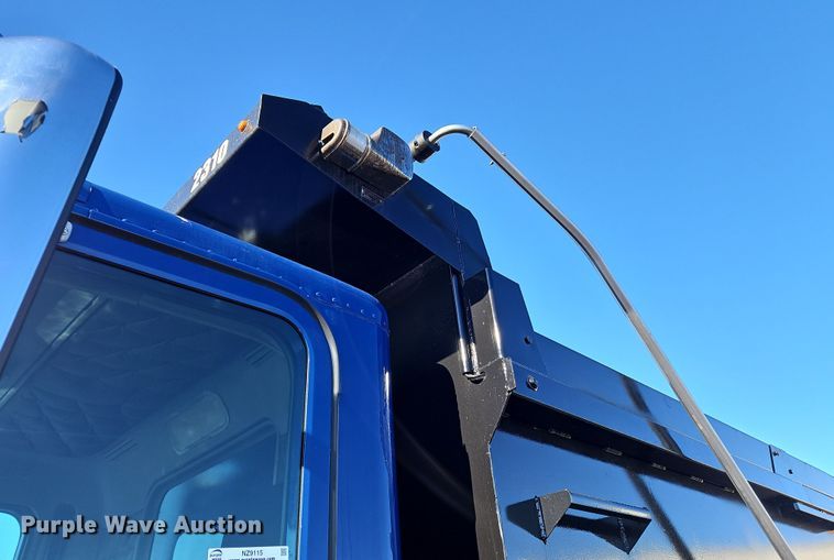 image for item NZ9115 2016 Freightliner Coronado 122SD  dump truck