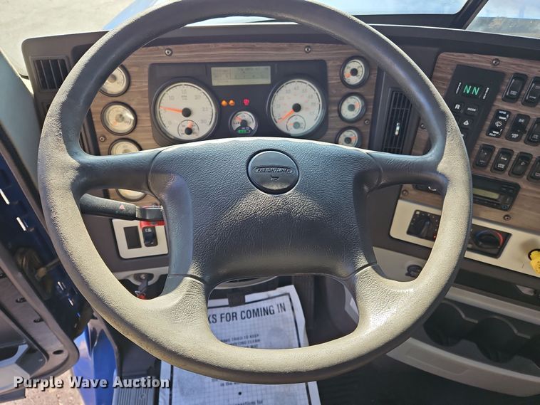 image for item NZ9115 2016 Freightliner Coronado 122SD  dump truck