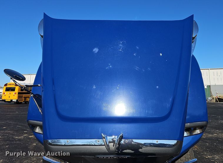 image for item NZ9115 2016 Freightliner Coronado 122SD  dump truck