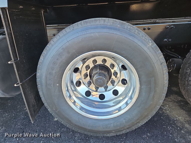 image for item NZ9115 2016 Freightliner Coronado 122SD  dump truck