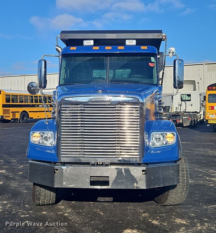 image for item NZ9116 2016 Freightliner Coronado 122SD  dump truck