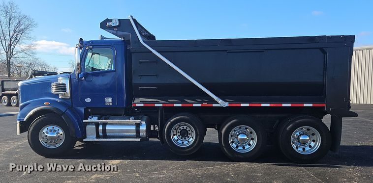 image for item NZ9116 2016 Freightliner Coronado 122SD  dump truck
