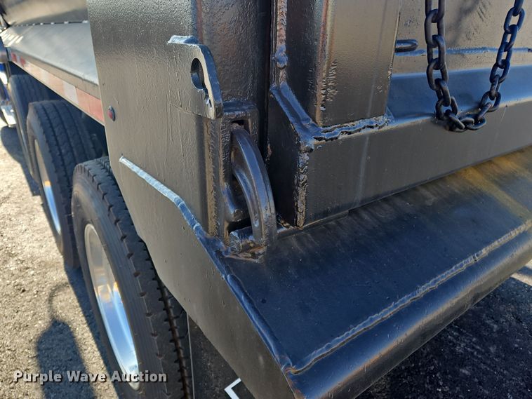 image for item NZ9116 2016 Freightliner Coronado 122SD  dump truck