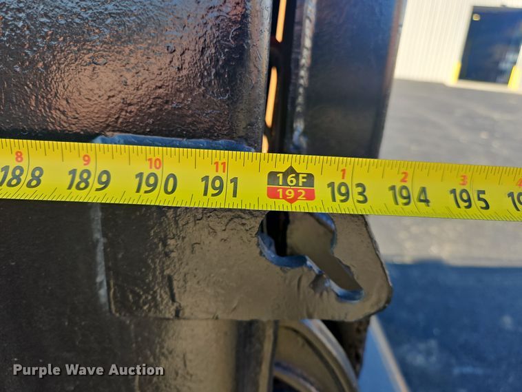 image for item NZ9116 2016 Freightliner Coronado 122SD  dump truck