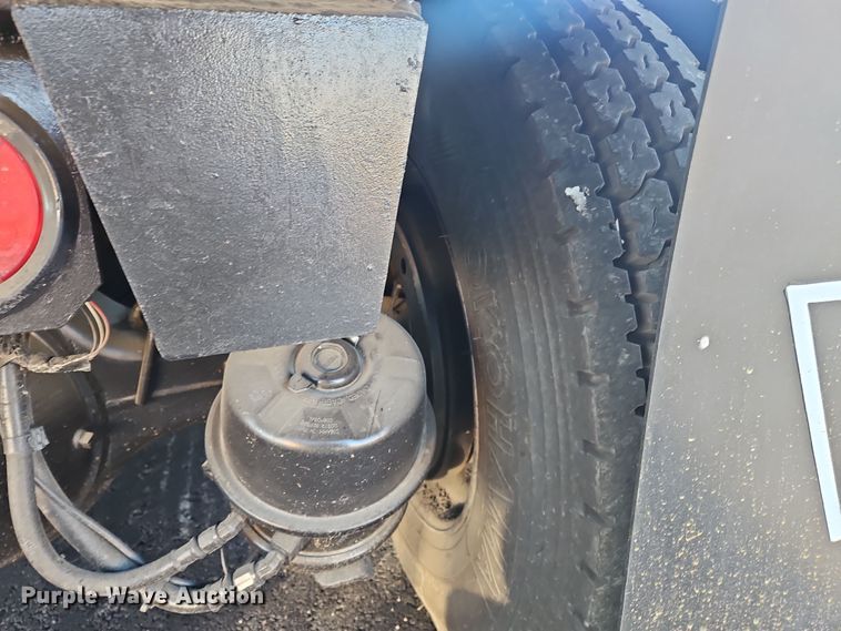 image for item NZ9116 2016 Freightliner Coronado 122SD  dump truck