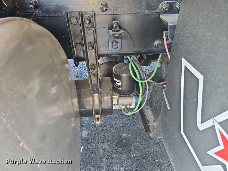 image for item NZ9116 2016 Freightliner Coronado 122SD  dump truck