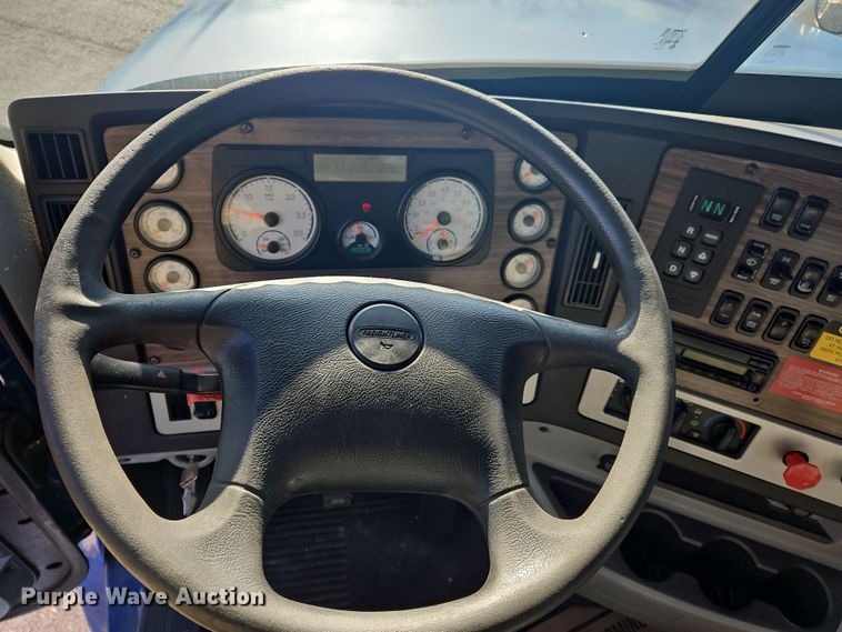 image for item NZ9116 2016 Freightliner Coronado 122SD  dump truck