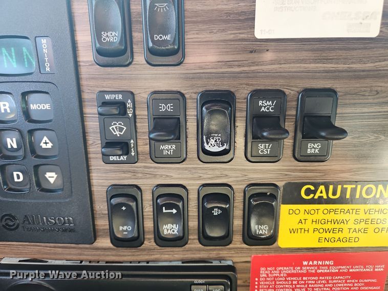 image for item NZ9116 2016 Freightliner Coronado 122SD  dump truck