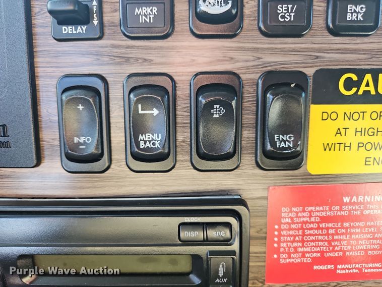 image for item NZ9116 2016 Freightliner Coronado 122SD  dump truck