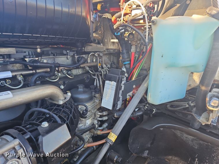 image for item NZ9116 2016 Freightliner Coronado 122SD  dump truck