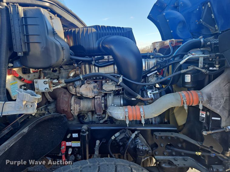 image for item NZ9116 2016 Freightliner Coronado 122SD  dump truck