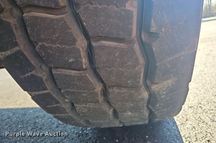 image for item NZ9116 2016 Freightliner Coronado 122SD  dump truck