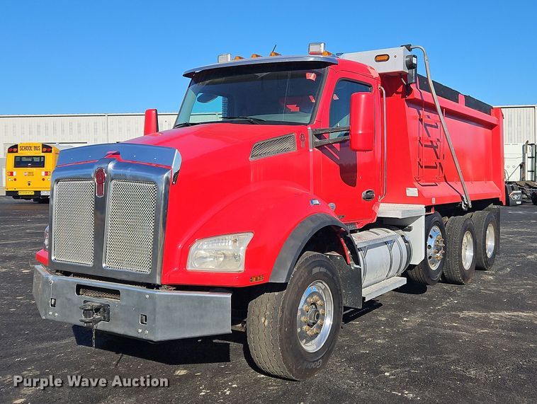 image for item NZ9122 2018 Kenworth T880 dump truck